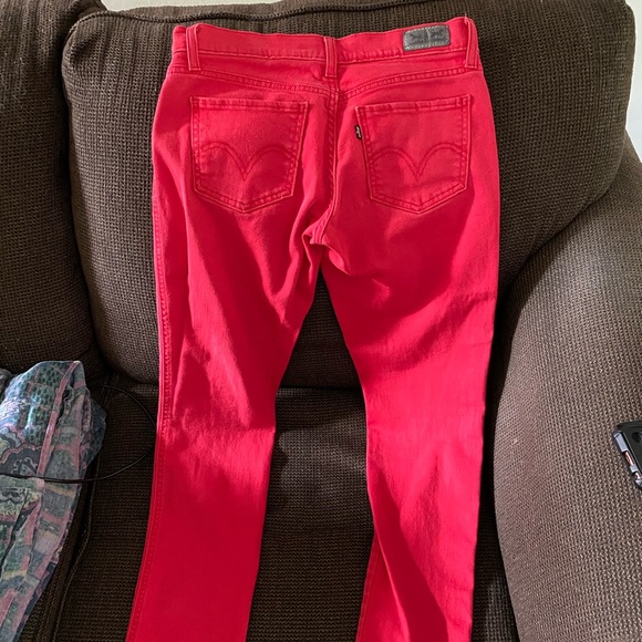 Women’s Levi 524 Skinny Jeans - Picture 5 of 6